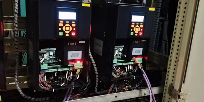 DC900P系列中文直流調速器應用于江蘇沙鋼集團！